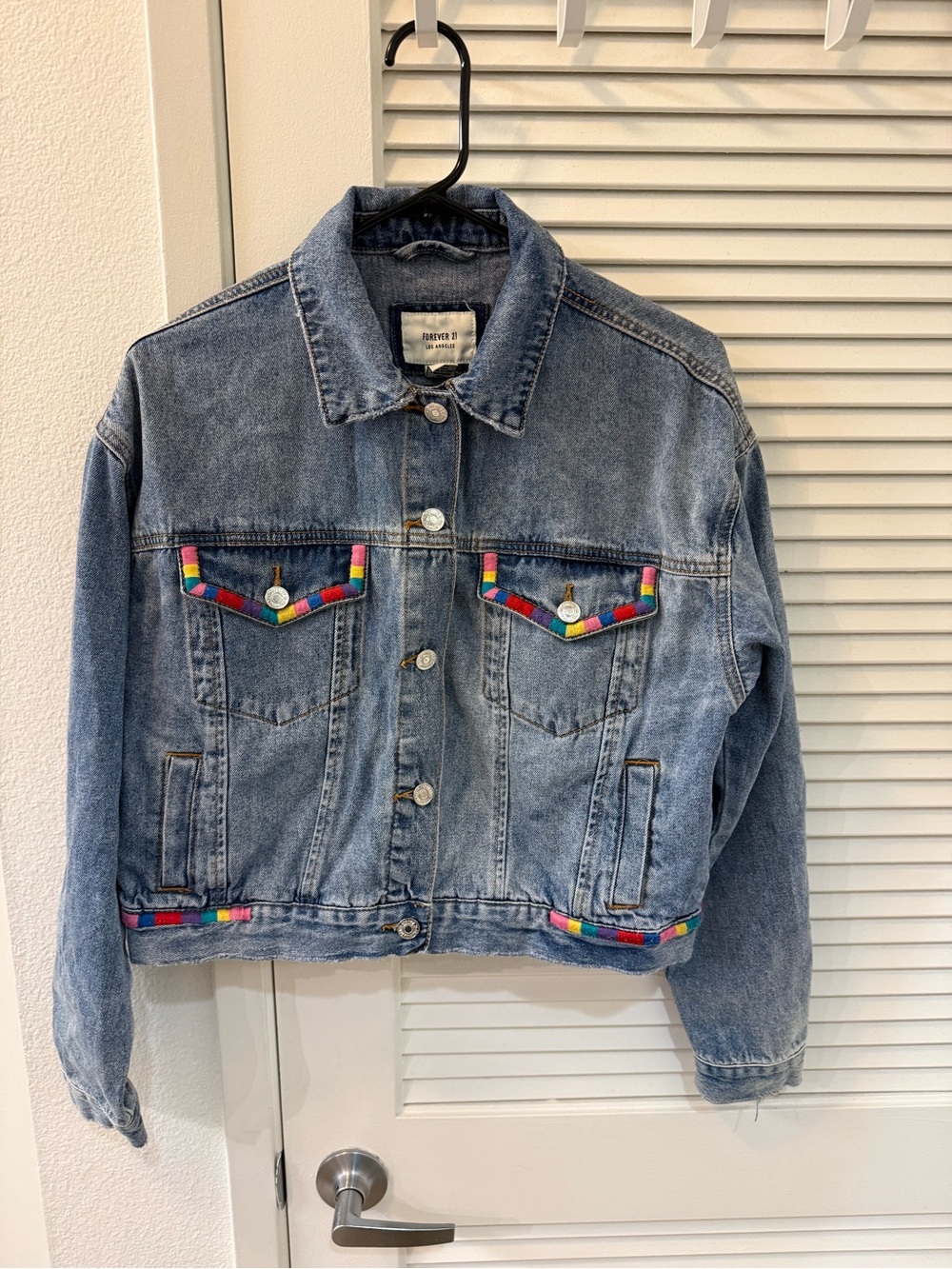 Forever 21 Light Cropped Jacket with Multicolor Trim LARGE
